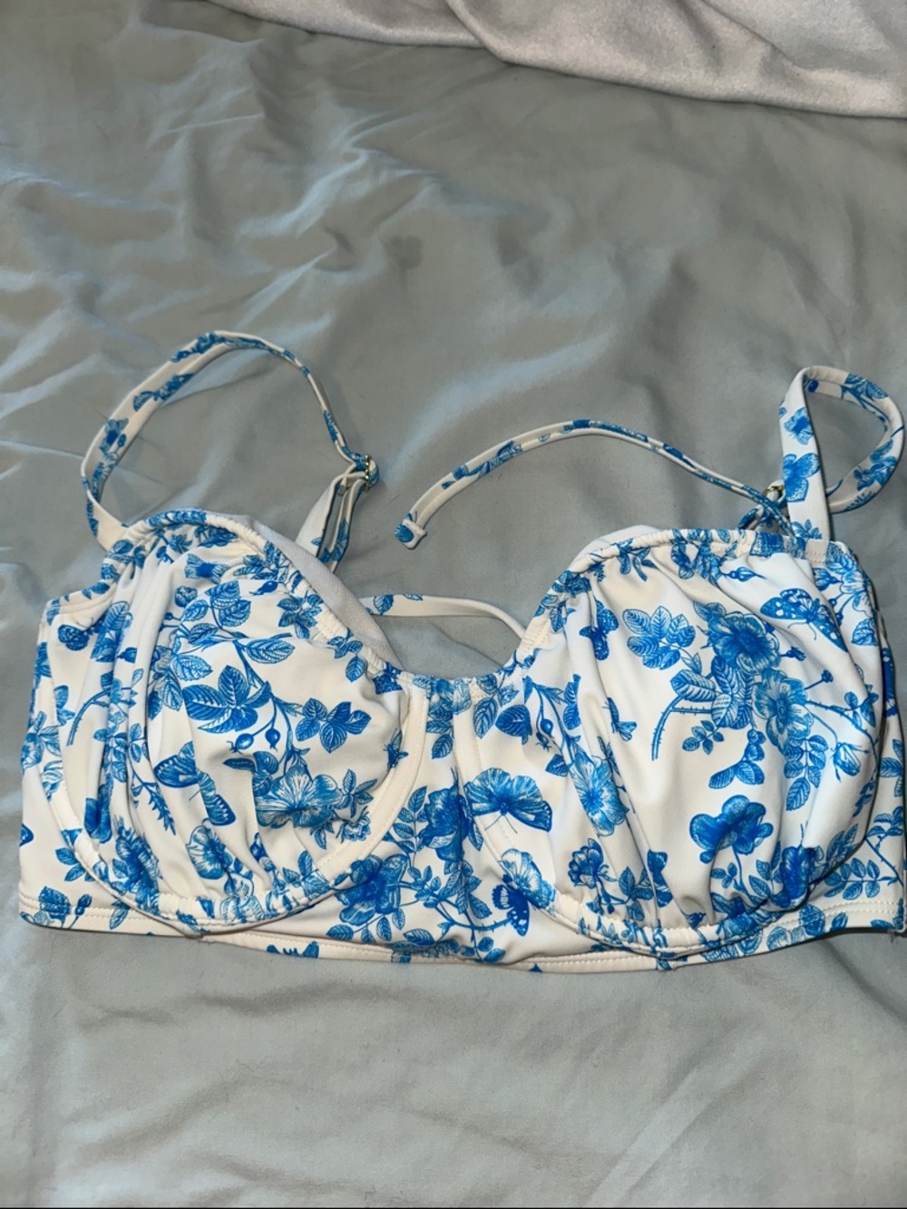 wild fable Blue and White Floral Bikini Top